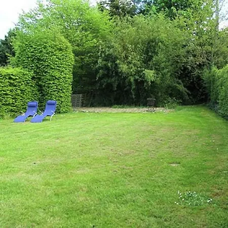 Vakantiehuis Charming Cottage In Cerilly With Swimming Pool *