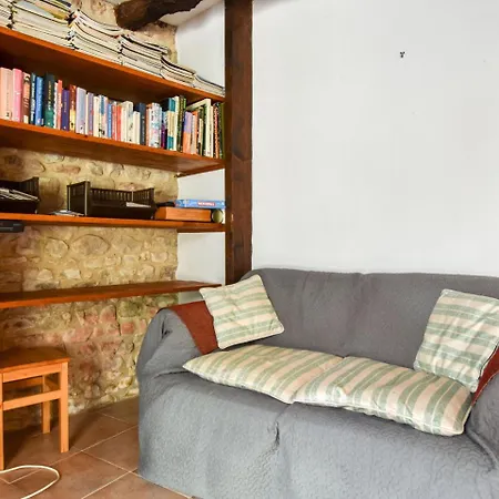 Charming Cottage In Cerilly With Swimming Pool Vakantiehuis