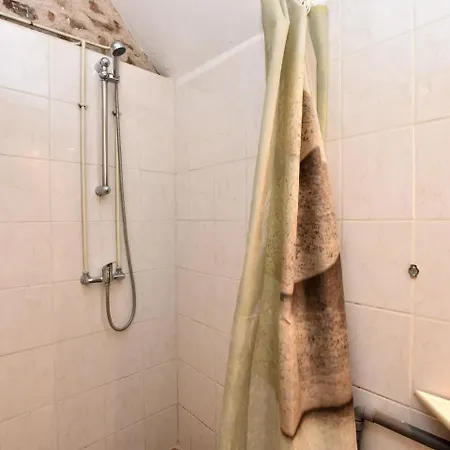 Vakantiehuis Charming Cottage In Cerilly With Swimming Pool *